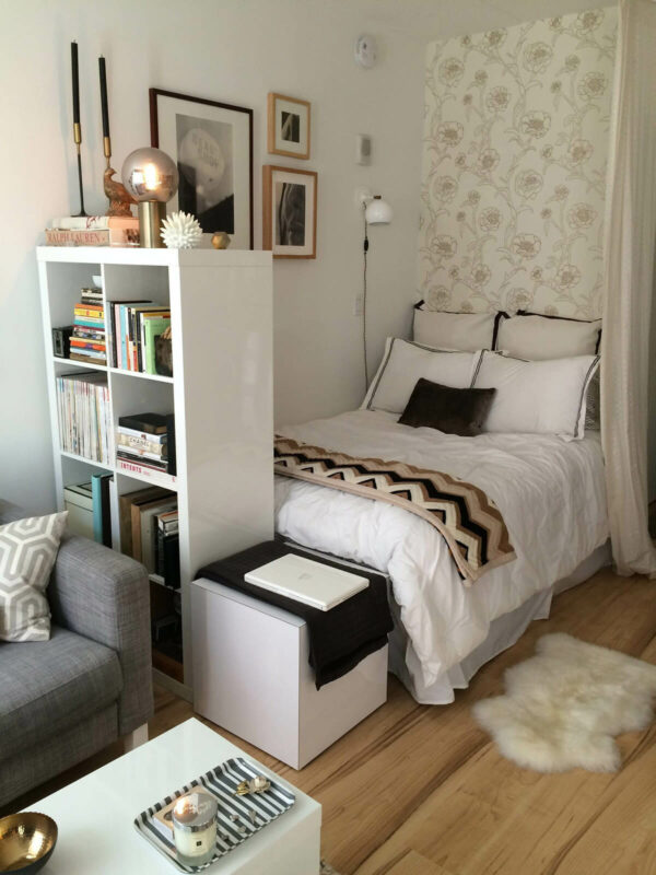 Ideas for Creating a Functional and Stylish Small Bedroom Space